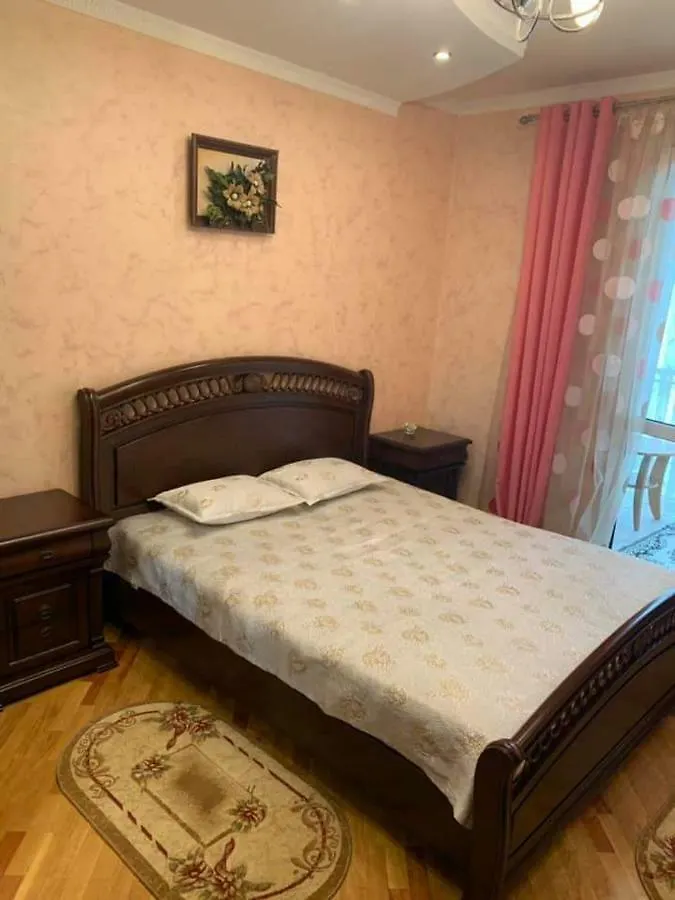 Хорошая Квартира В Центре 1 Baku